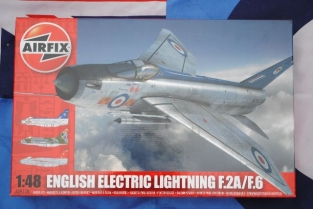 Airfix A09178  English Electronic Lightning F.2A / F.6